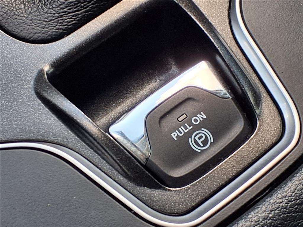 2022 Jeep Cherokee Trailhawk - 10