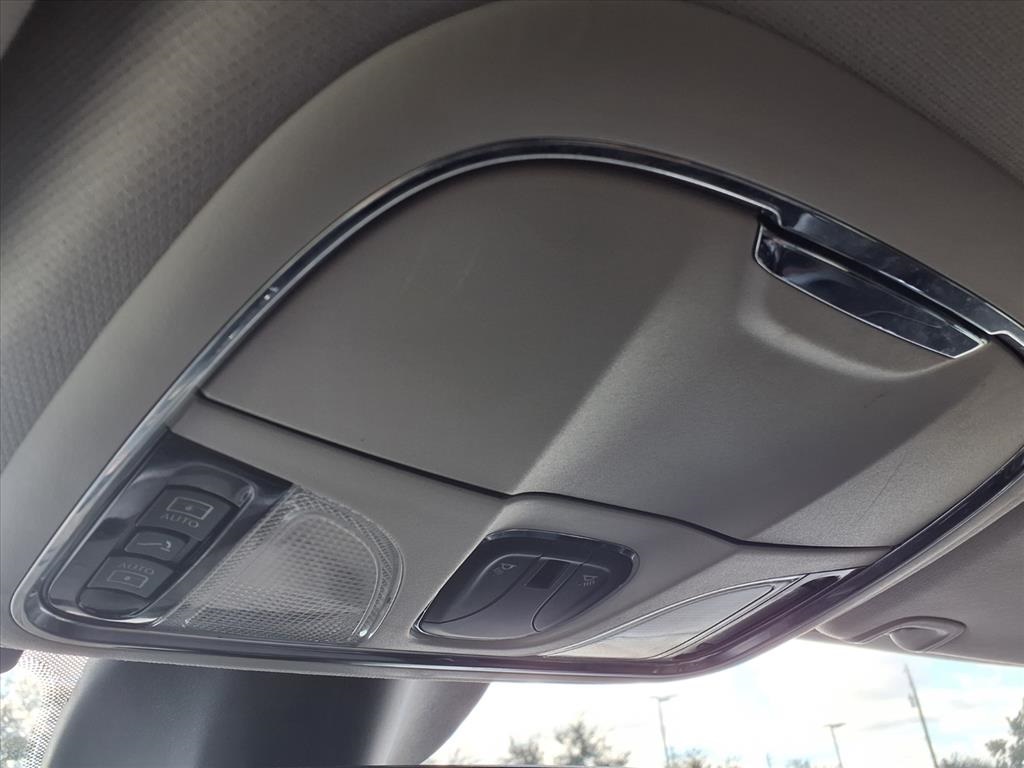 2022 Jeep Cherokee Trailhawk White at DeMontrond Gulf Freeway