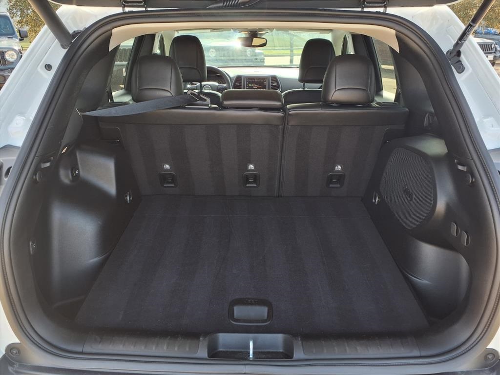 2022 Jeep Cherokee Trailhawk White at DeMontrond Gulf Freeway