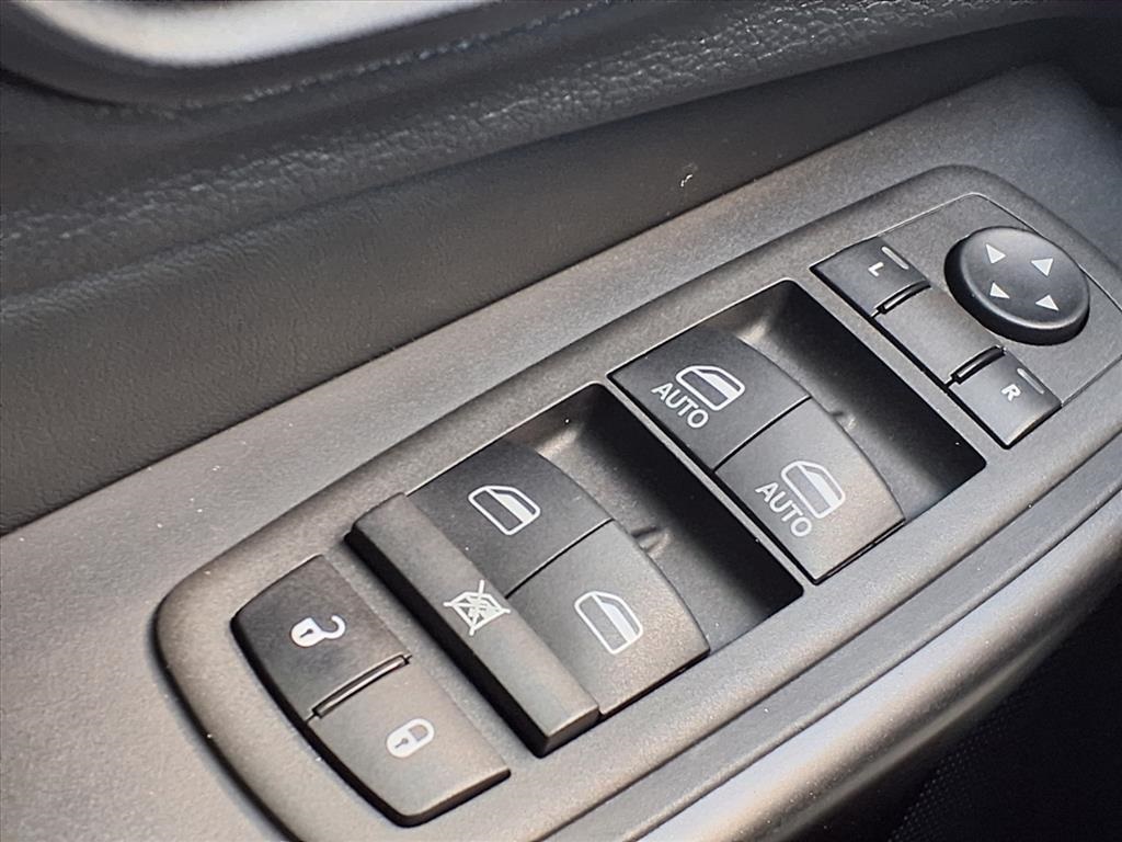 2022 Jeep Cherokee Trailhawk - 8