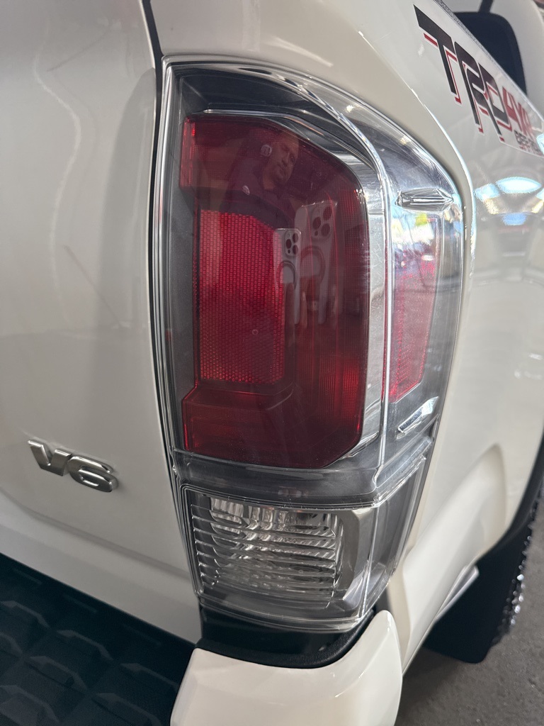 Thumbnail: 2023 Toyota Tacoma - 18