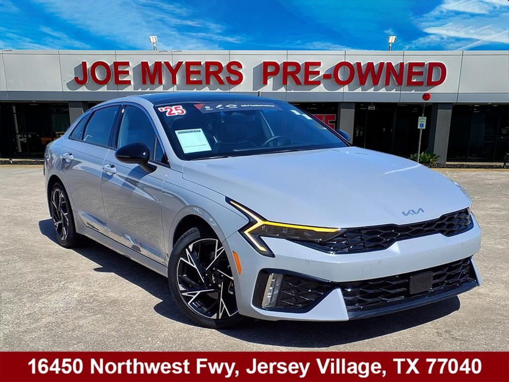 2025 Kia K5 GT-Line - 0