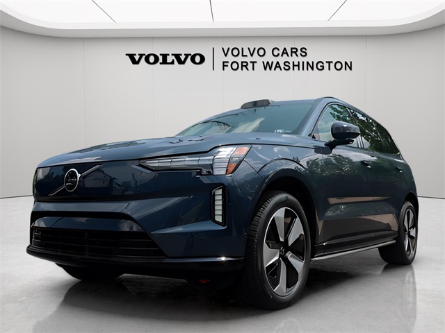 2025 Volvo EX90 Plus's photo