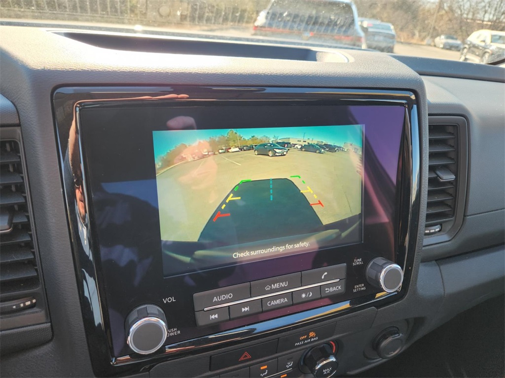 2022 Nissan Frontier S Crew Cab 4WD