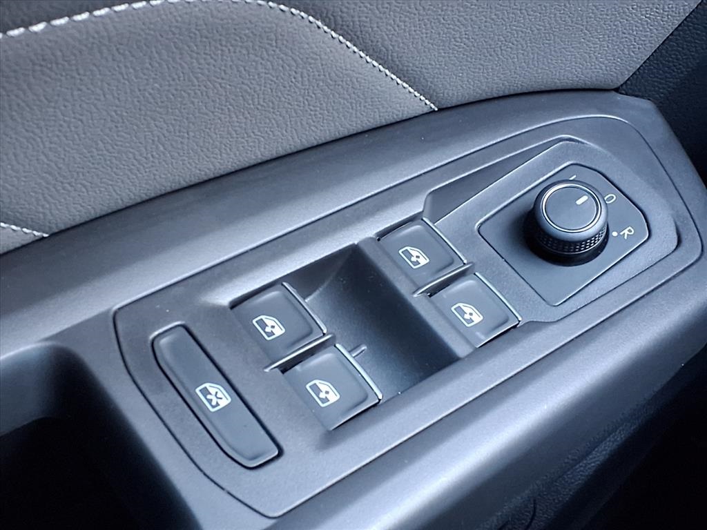 2022 Volkswagen Atlas Cross Sport 3.6L V6 SE w/Technology Red at DeMontrond Auto Country