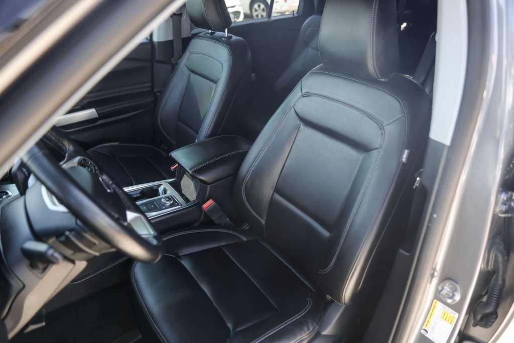 Used Car 2021 Ford Explorer  Xlt For Sale Under $25,000 In Austin, Texas