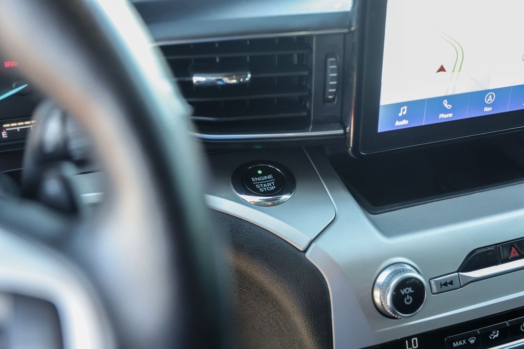 Used Car 2021 Ford Explorer  Xlt For Sale Under $25,000 In Austin, Texas