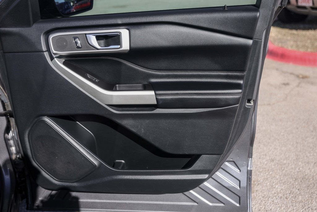 Used Car 2021 Ford Explorer  Xlt For Sale Under $25,000 In Austin, Texas