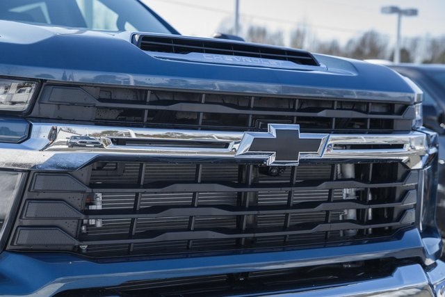 ChevroletSilverado 3500HD10