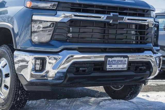 ChevroletSilverado 3500HD13