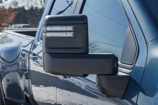 ChevroletSilverado 3500HD16