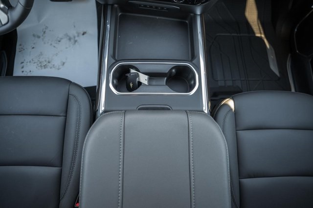 ChevroletSilverado 3500HD32