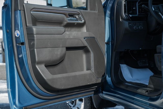 ChevroletSilverado 3500HD44