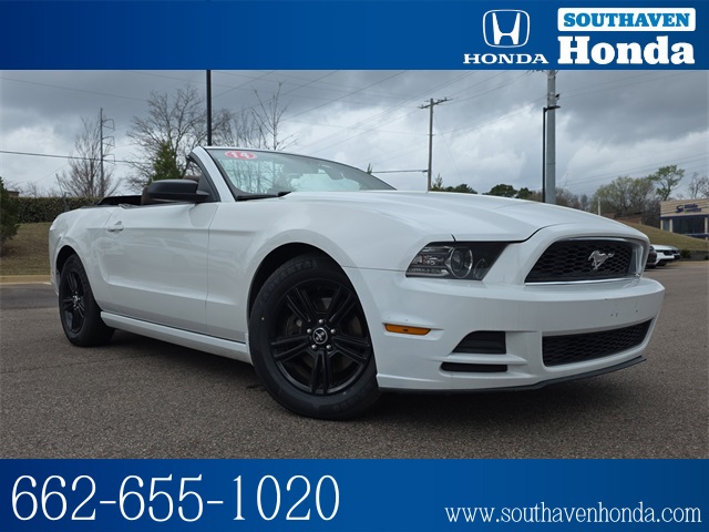 2014 Ford Mustang V6 Convertible RWD