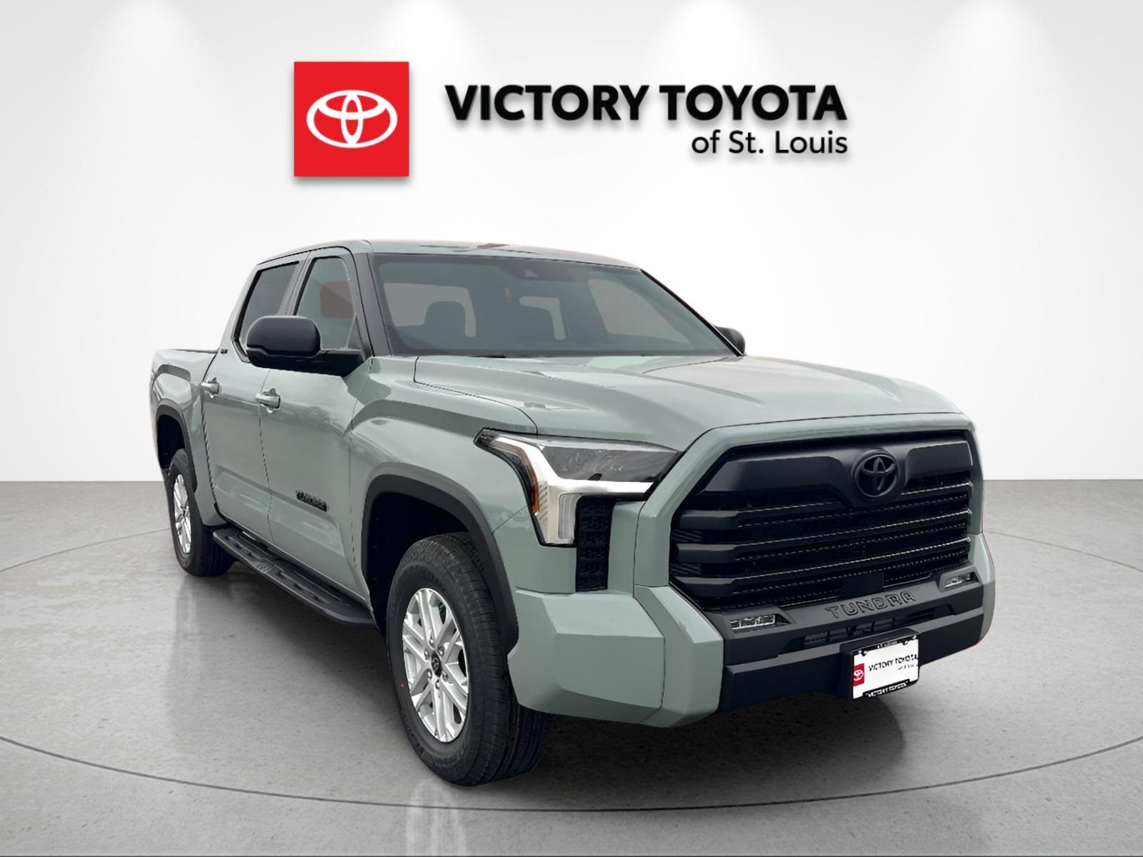 2026 Toyota Tundra SR5 CrewMax Cab 4WD