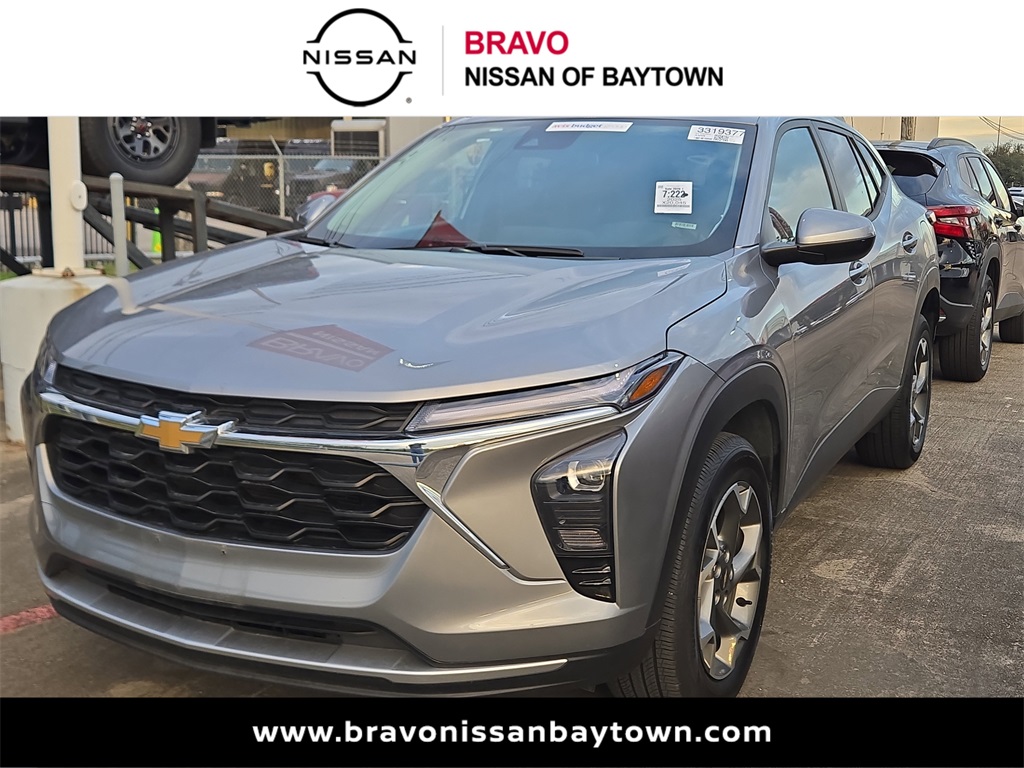 2025 Chevrolet Trax LT's photo