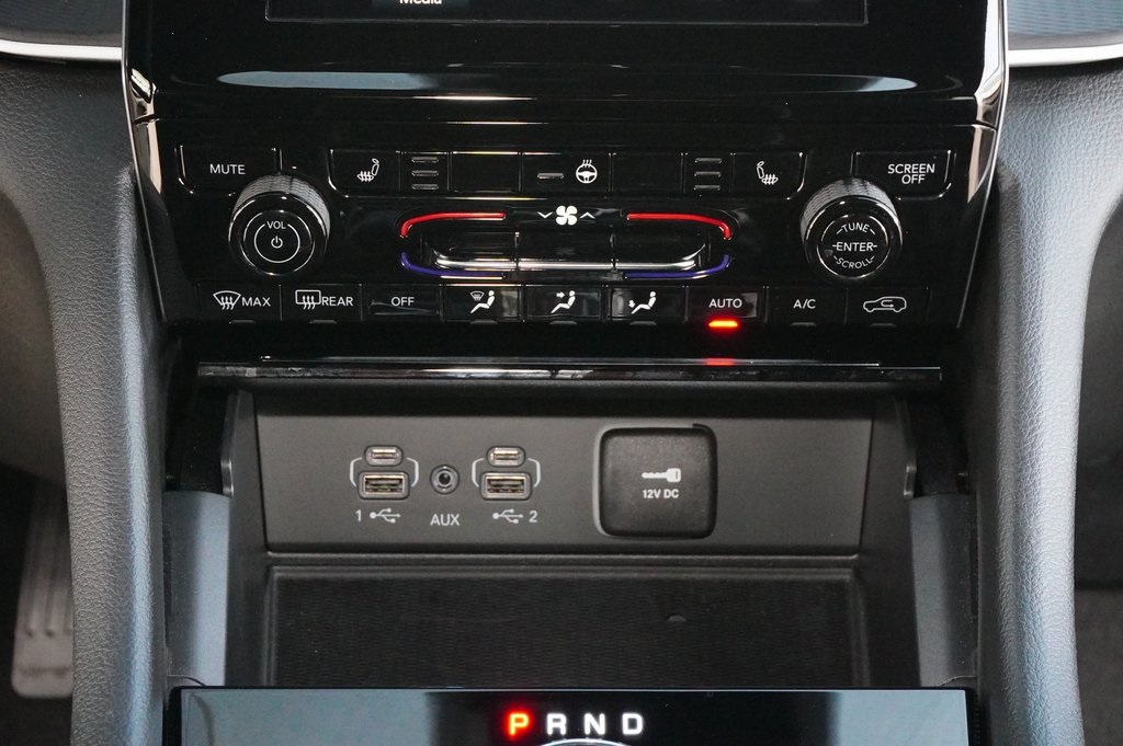 Used Car 2024 Jeep Grand Cherokee  Laredo For Sale Under $35,000 In Weatherford, Texas