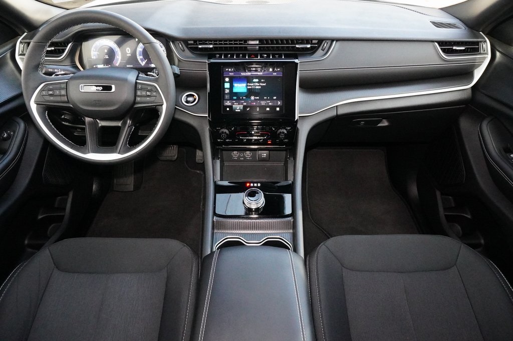 Used Car 2024 Jeep Grand Cherokee  Laredo For Sale Under $35,000 In Weatherford, Texas