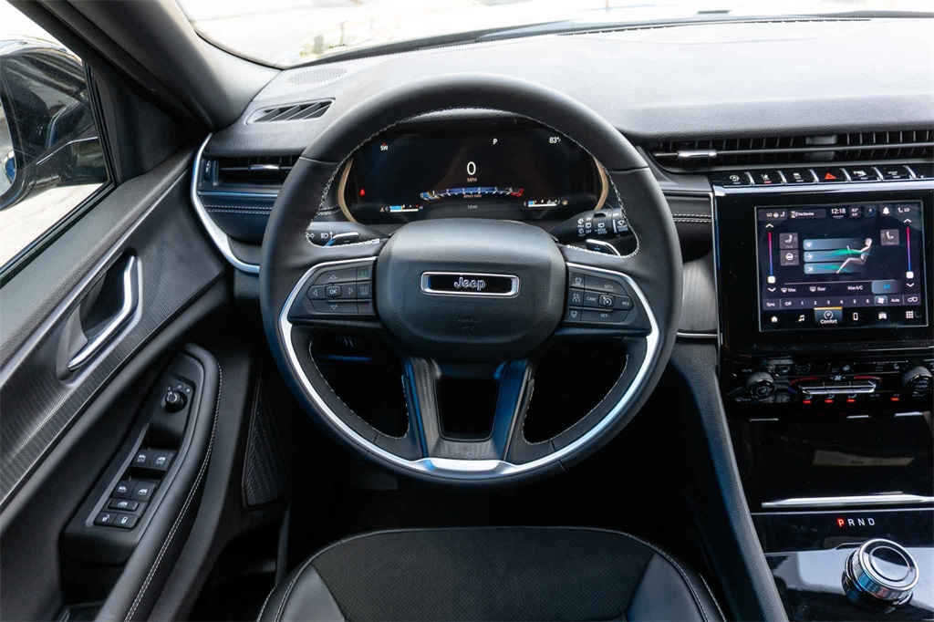 New Car 2025 Jeep Grand Cherokee  Altitude For Sale Under $40,000 In San Marcos, Texas