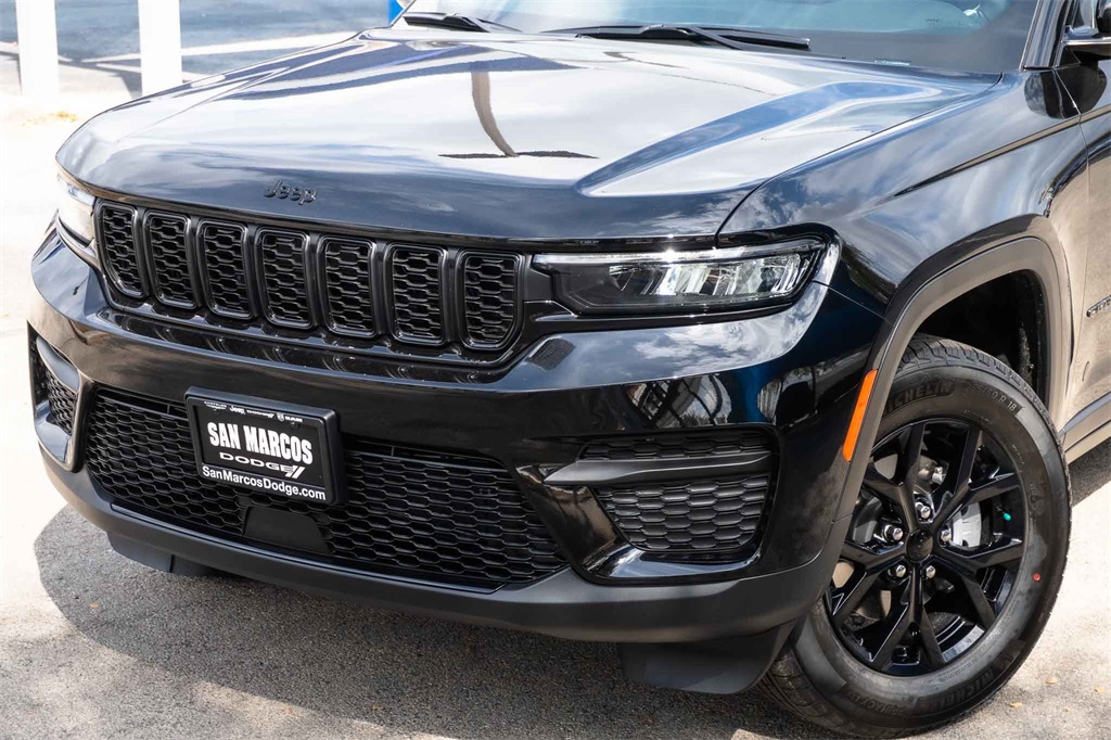New Car 2025 Jeep Grand Cherokee  Altitude For Sale Under $40,000 In San Marcos, Texas
