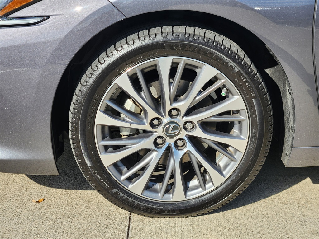 2020 Lexus ES 350 Gray at Emmons Autoplex