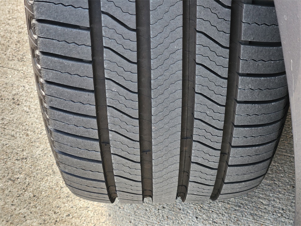 2020 Lexus ES 350 Gray at Emmons Autoplex