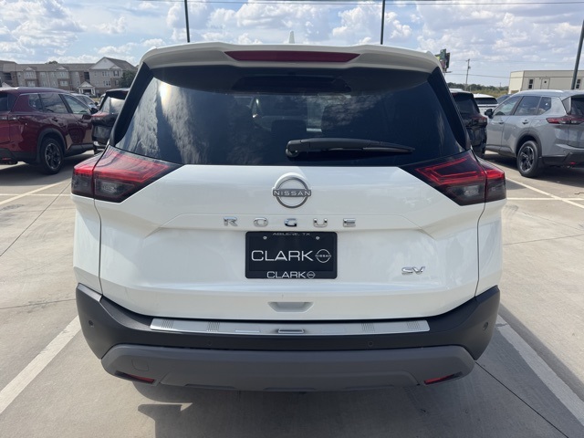 2023 Nissan Rogue SV photo 8