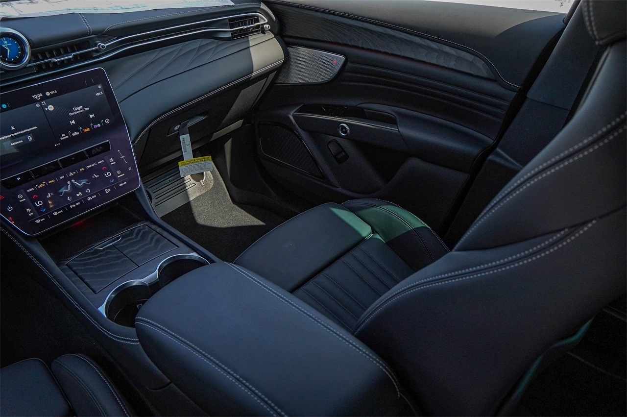 New Car 2025 Maserati Grecale  For Sale Under $80,000 In Austin, Texas