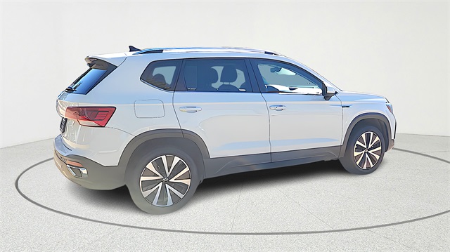 2024 Volkswagen Taos