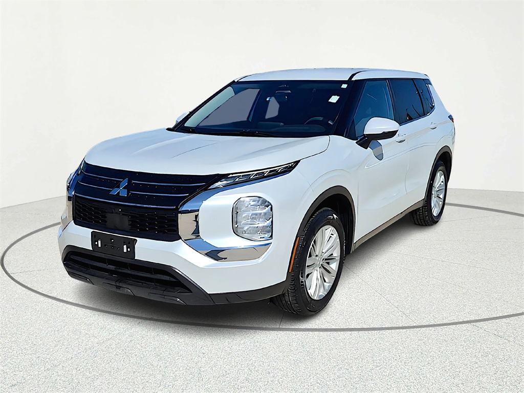 2022 Mitsubishi Outlander ES FWD