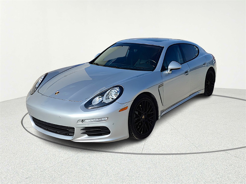 2016 Porsche Panamera S