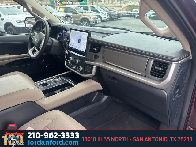 Used Car 2024 Ford Expedition  Xlt For Sale Under $50,000 In San Antonio, Texas