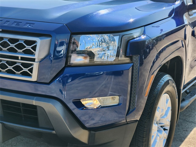 2022 Nissan Frontier SV - 8