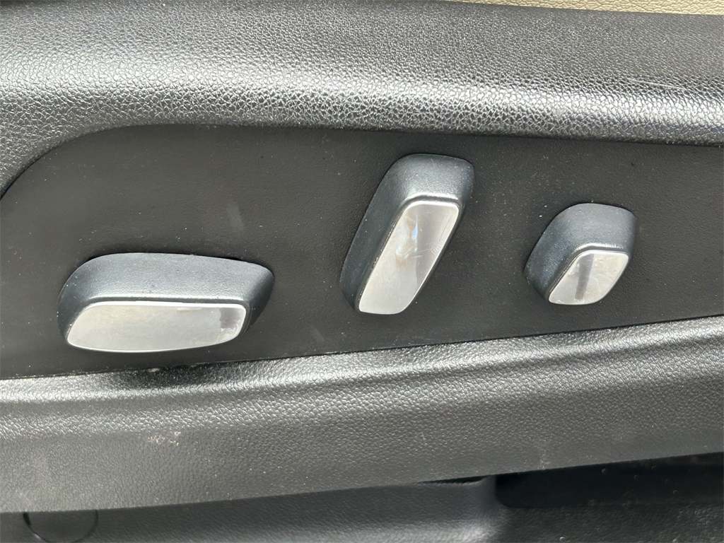 Used Car 2022 Dodge Challenger  R/t For Sale Under $35,000 In San Marcos, Texas