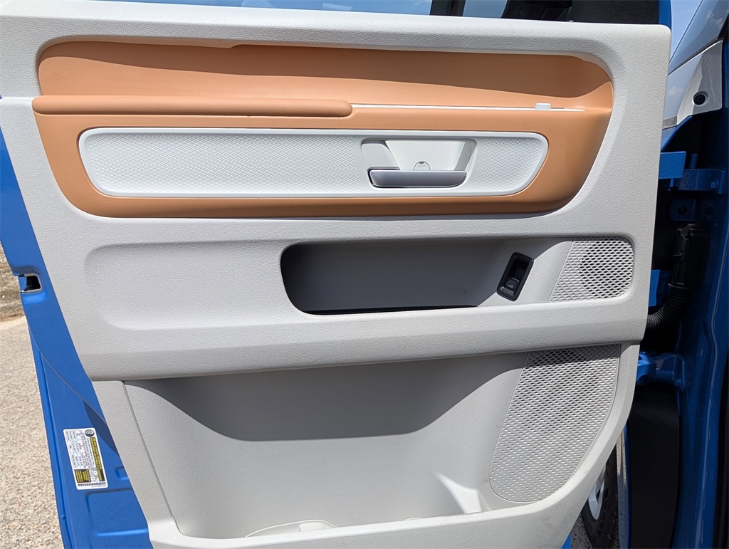 2025 Volkswagen ID. Buzz 1st Edition - 10