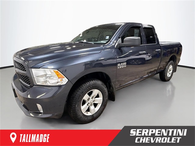 2017 RAM 1500 Express Quad Cab 4WD