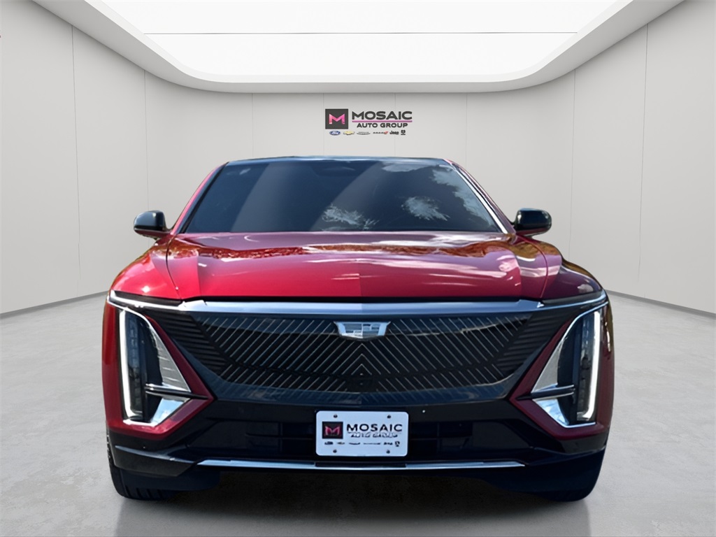 Used 2024 Cadillac LYRIQ Luxury 3 with VIN 1GYKPSRL0RZ136855 for sale in Zumbrota, Minnesota