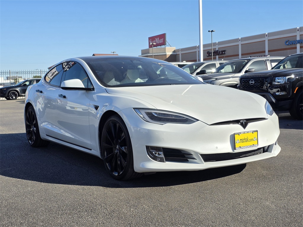 2019 Tesla Model S 75D White at Ultimate Motorsports