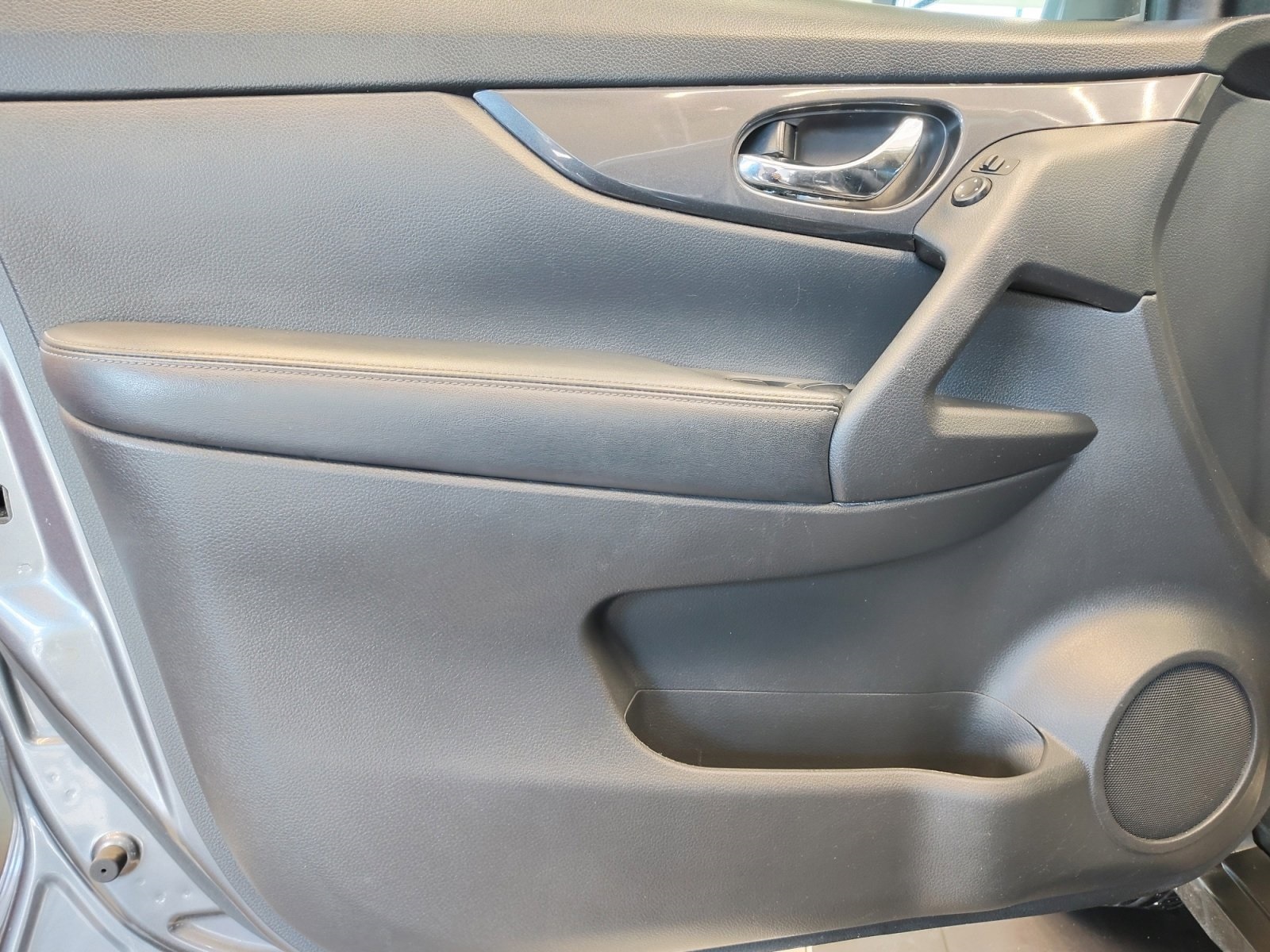 Used Car 2020 Nissan Rogue  Sv For Sale Under $20,000 In San Antonio, Texas