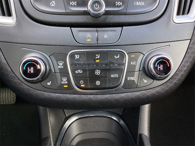 Used Car 2023 Chevrolet Malibu  Lt For Sale Under $20,000 In San Antonio, Texas