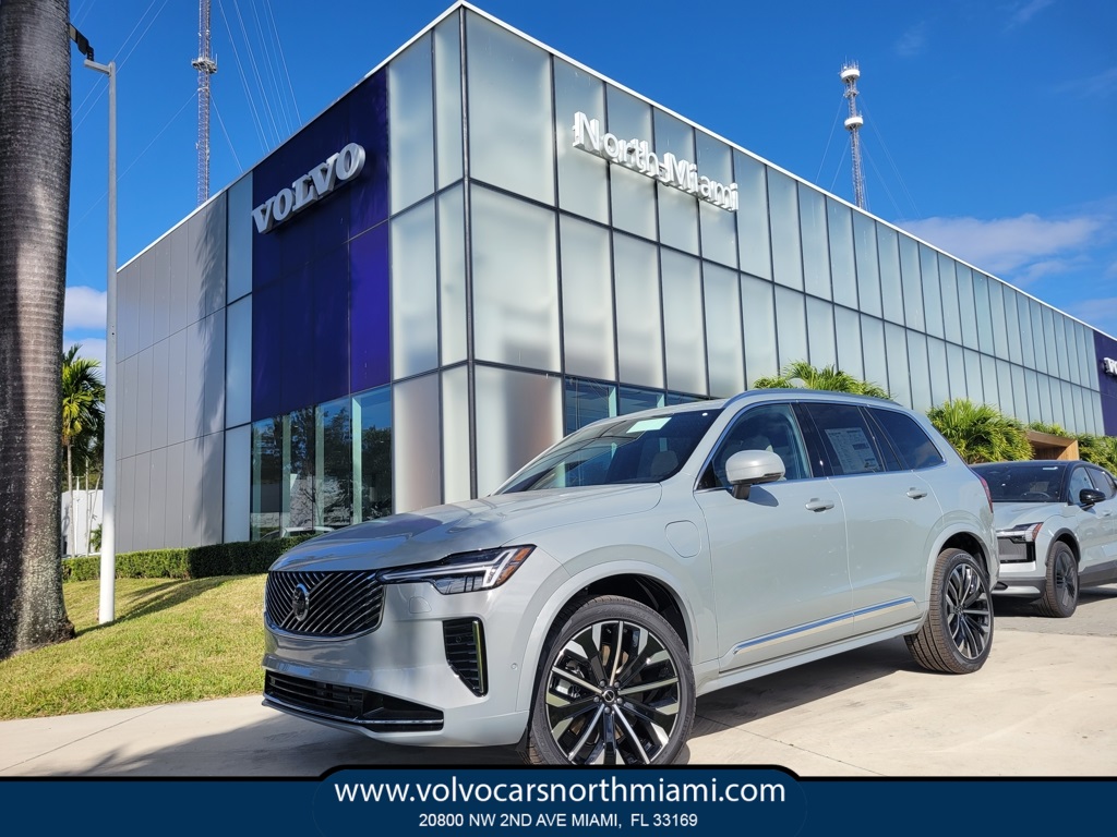 2026 Volvo XC90 Plug-In Hybrid T8 Plus