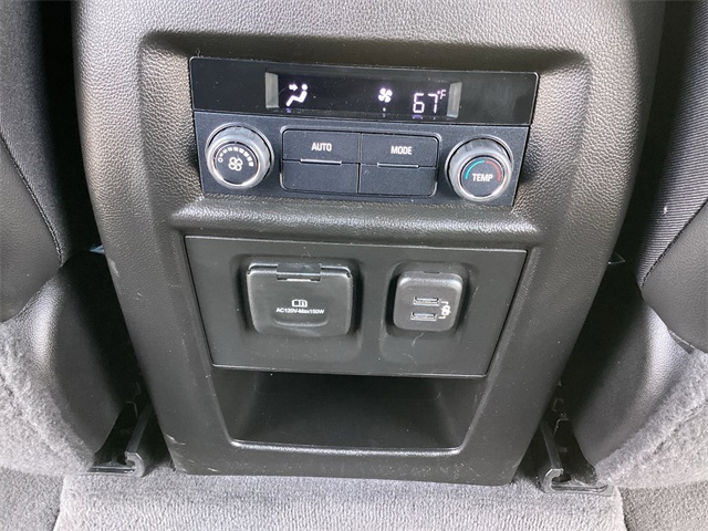 Used Car 2020 Chevrolet Traverse  Rs For Sale Under $25,000 In San Antonio, Texas