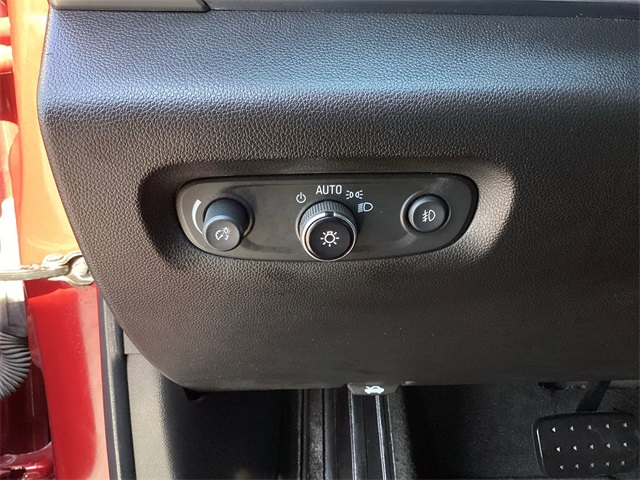 Used Car 2020 Chevrolet Traverse  Rs For Sale Under $25,000 In San Antonio, Texas
