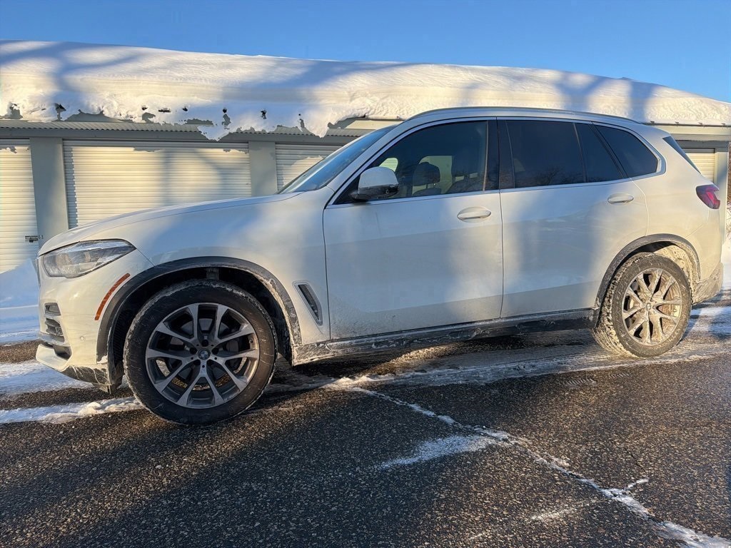 2022 BMW X5 xDrive40i AWD