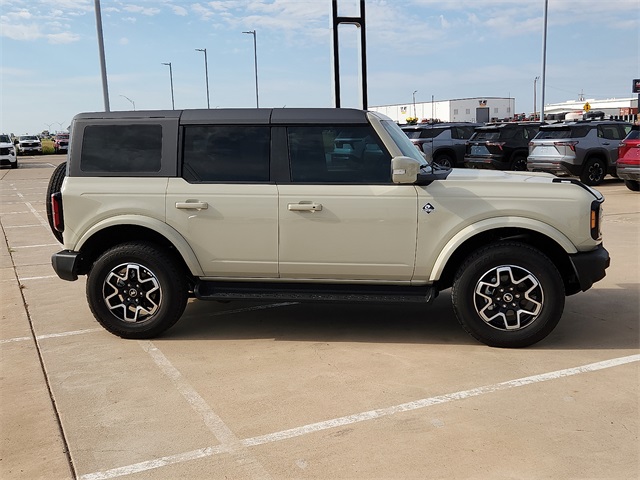 Used Car 2025 Ford Bronco  Outer Banks For Sale In Plainview, Texas