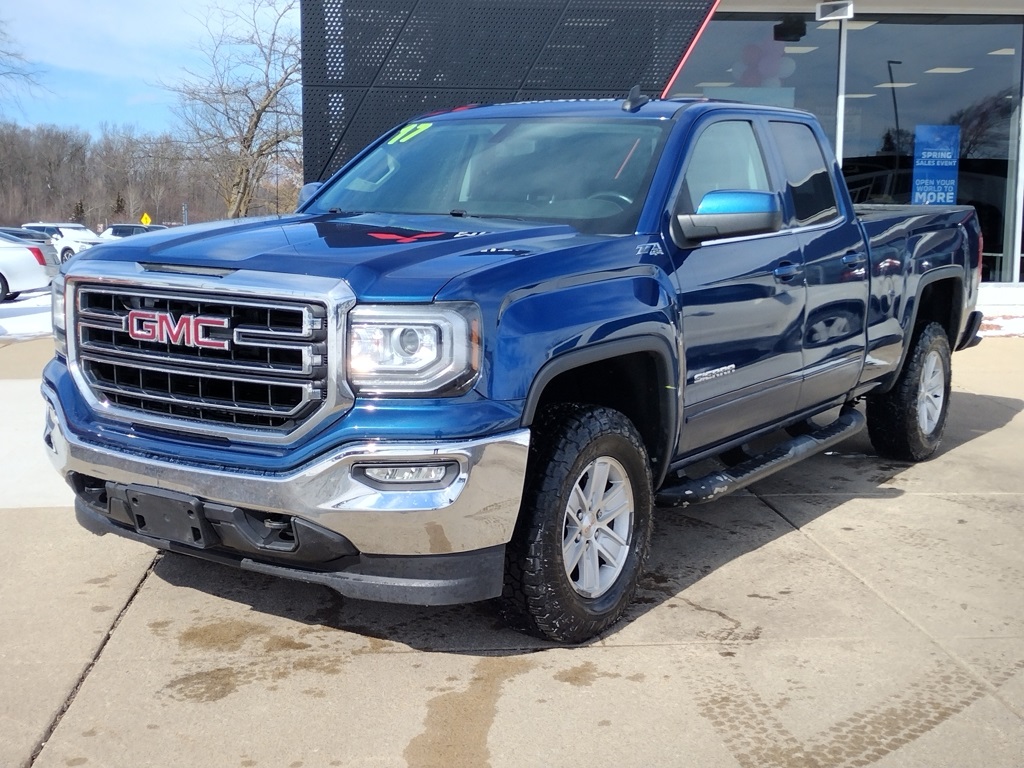 2017 GMC Sierra 1500 SLE Double Cab 4WD