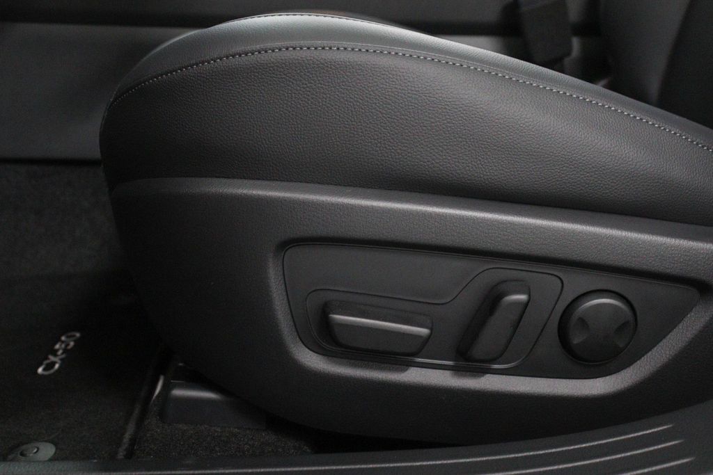 New Car 2025 Mazda Cx-50 Hybrid  Premium For Sale Under $40,000 In Austin, Texas