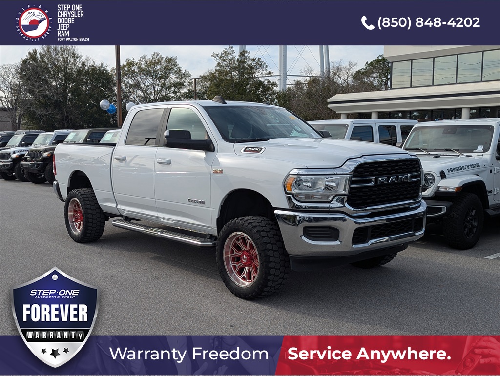 2022 RAM 2500 Big Horn Crew Cab 4WD
