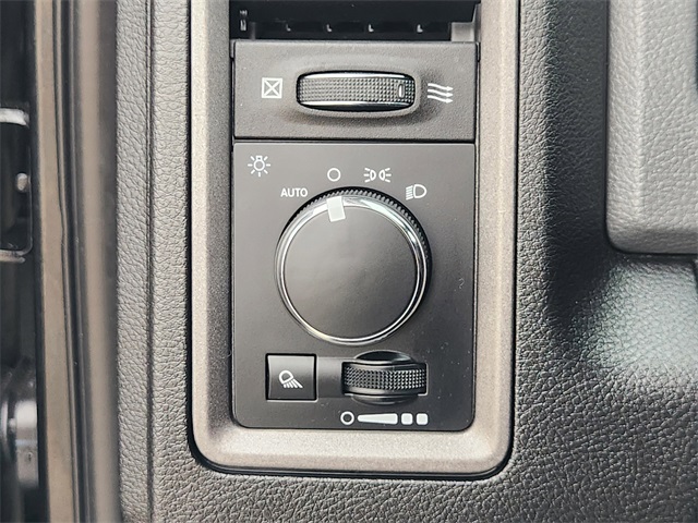 2018 Ram 2500 Tradesman Black at Autostrade