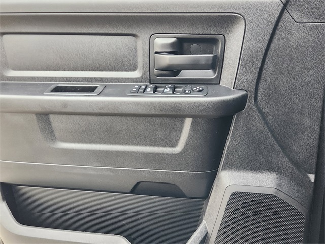 2018 Ram 2500 Tradesman Black at Autostrade